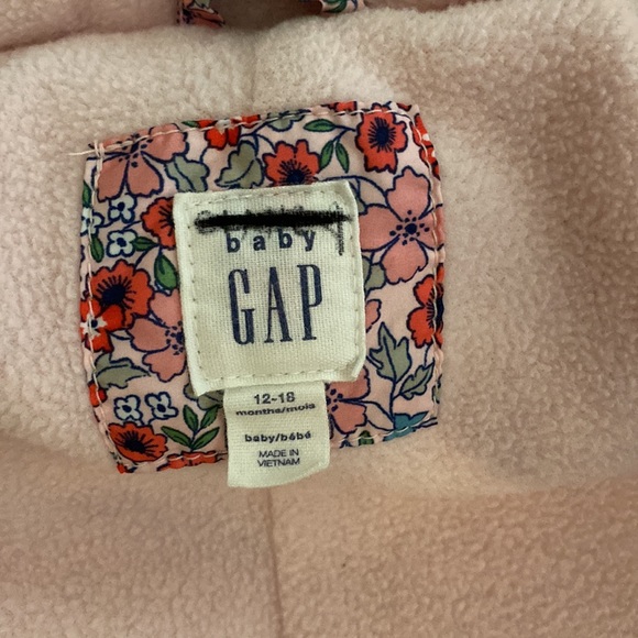 BabyGap Floral Snowsuit - Picture 5 of 8